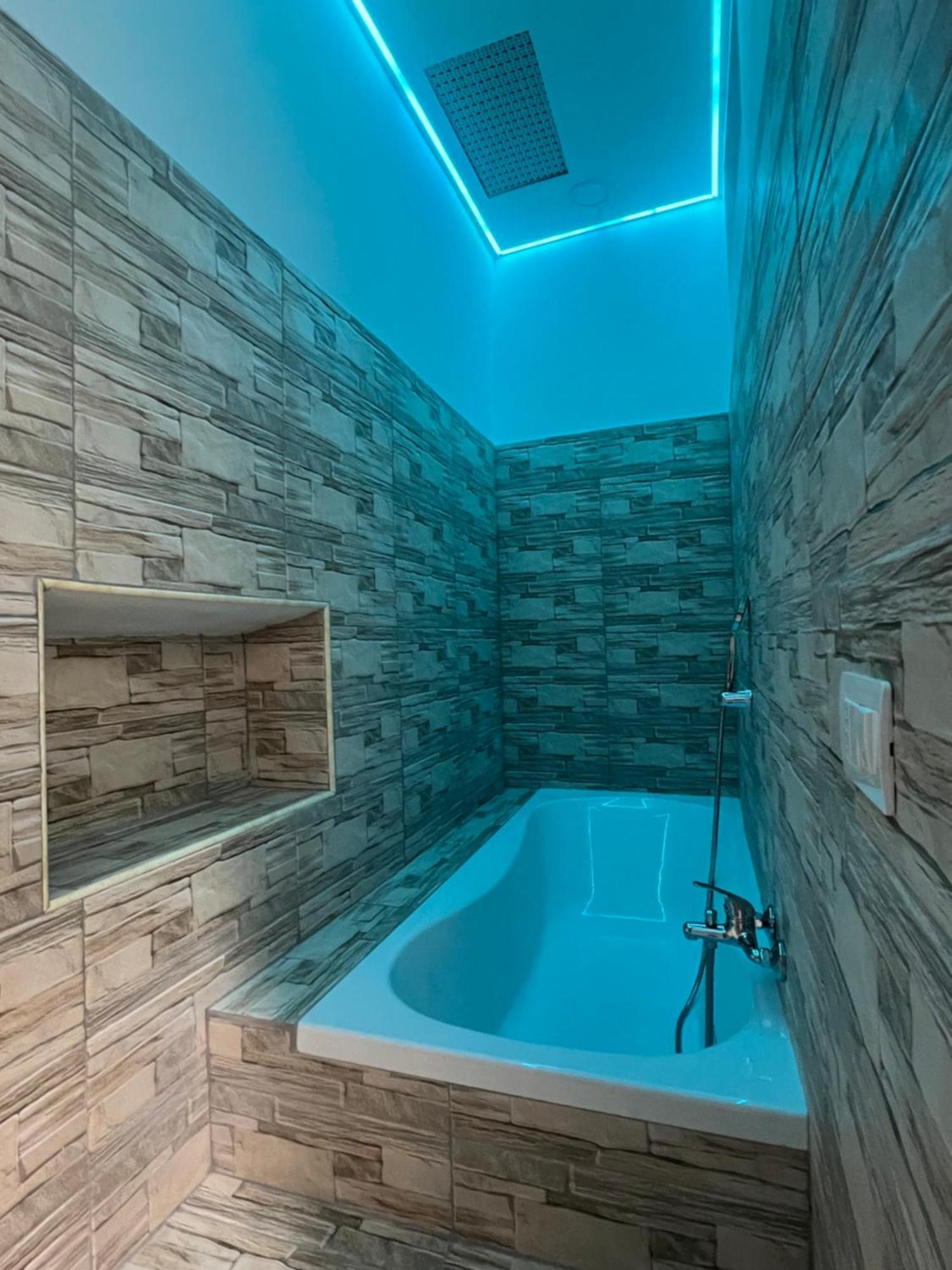 Apartment Domus Alba Naples